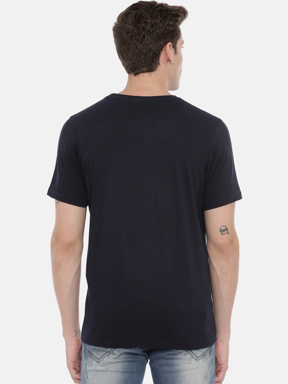 Dressed To Chill T-Shirt Graphic T-Shirts Bushirt