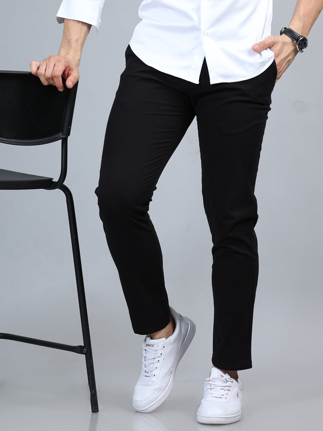 Fringe Black Solid Chinos Chinos Bushirt