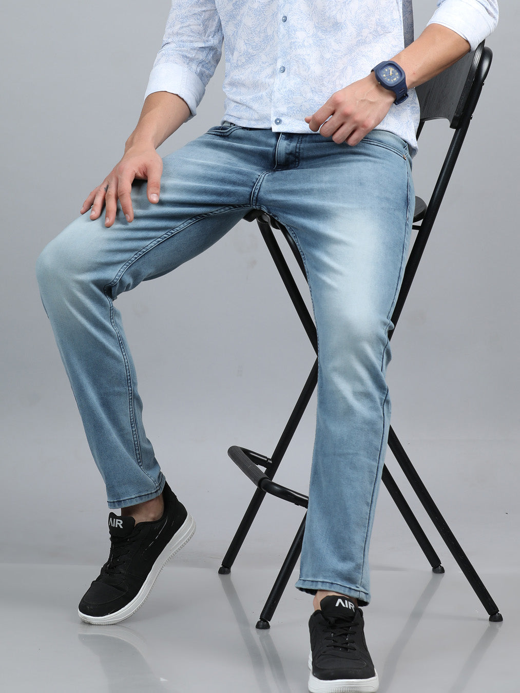 Dusty Blue Solid Slim Fit Jeans Jeans Bushirt