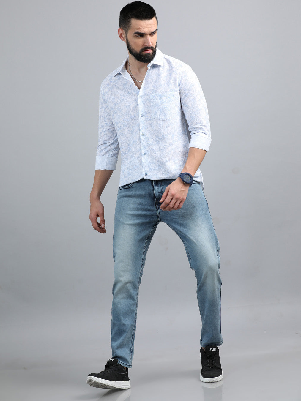 Dusty Blue Solid Slim Fit Jeans Jeans Bushirt