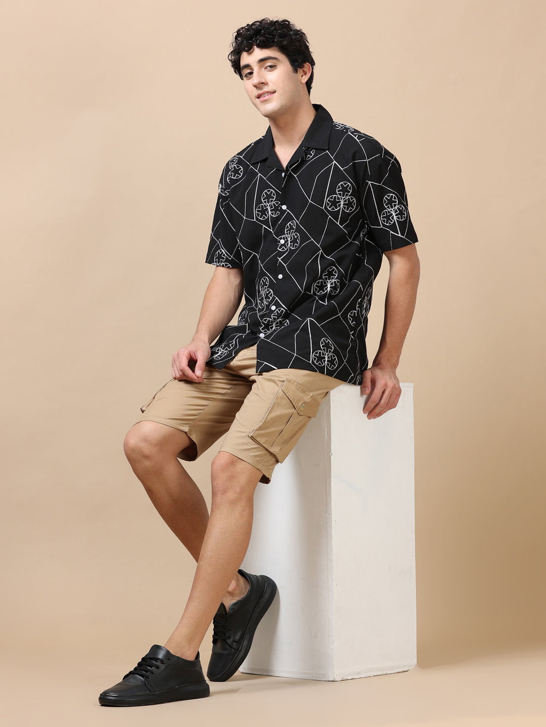 Circling Star Black Embroidery Shirt Oversize Shirt Bushirt