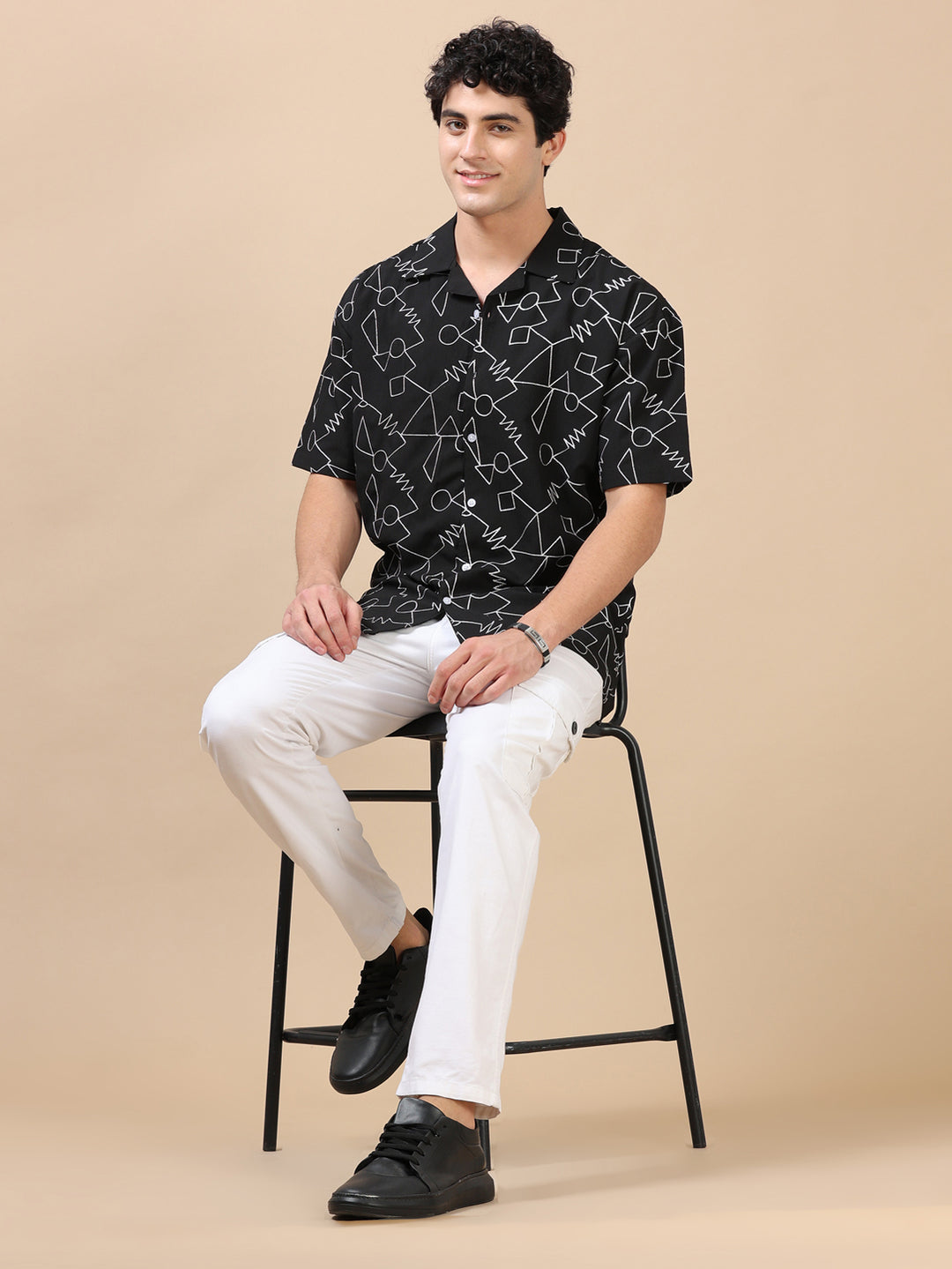 Abstract Black Embroidery Shirt Oversize Shirt Bushirt