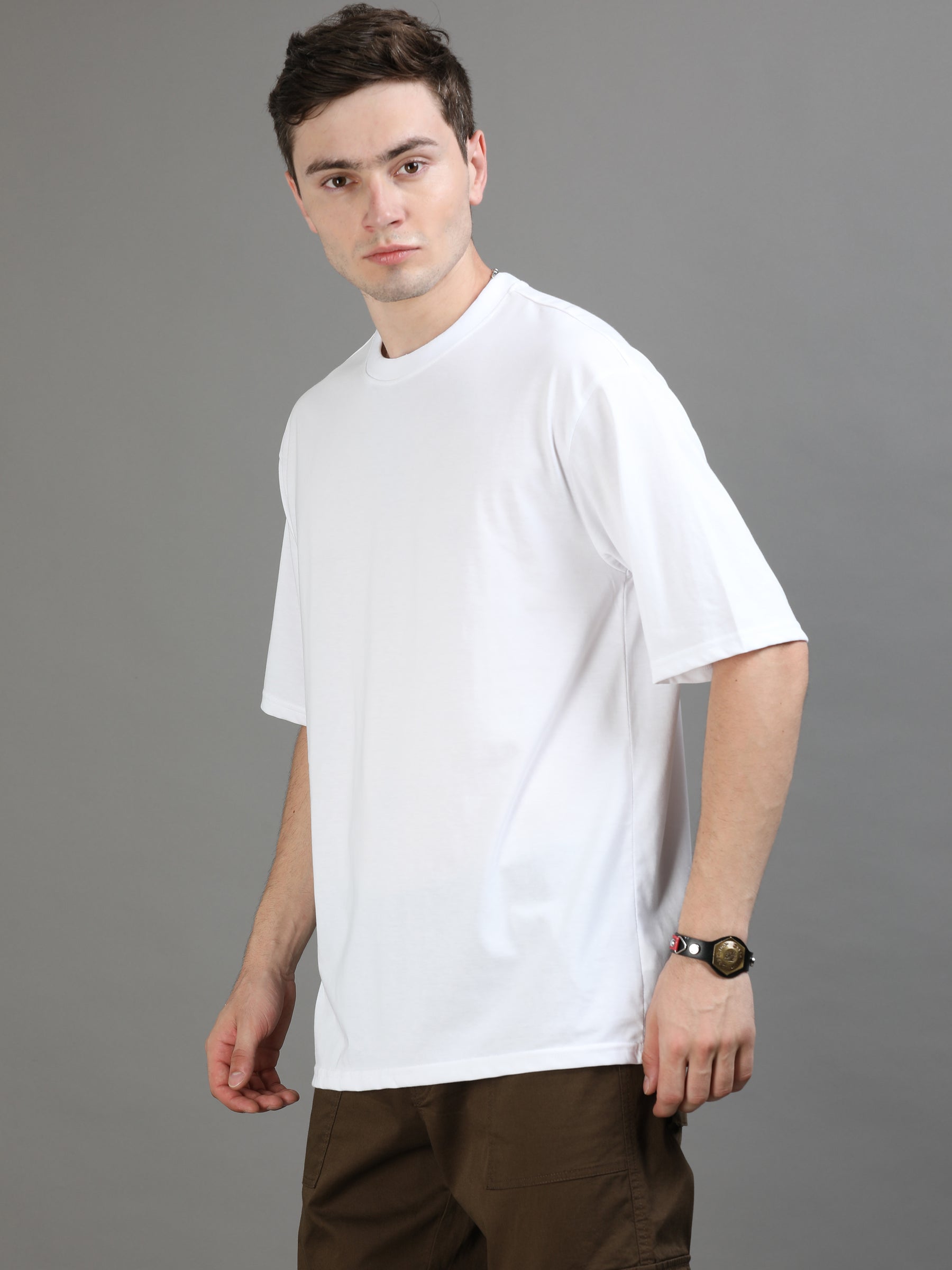 White Oversize Solid T-Shirt Oversize T-Shirt Bushirt