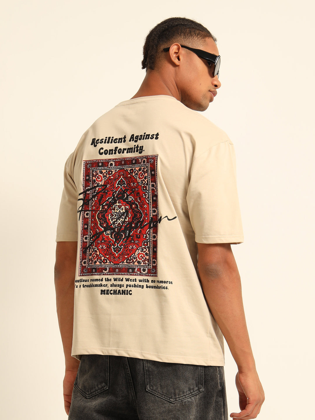 Rise Oversize T-Shirt Oversize T-Shirt Bushirt