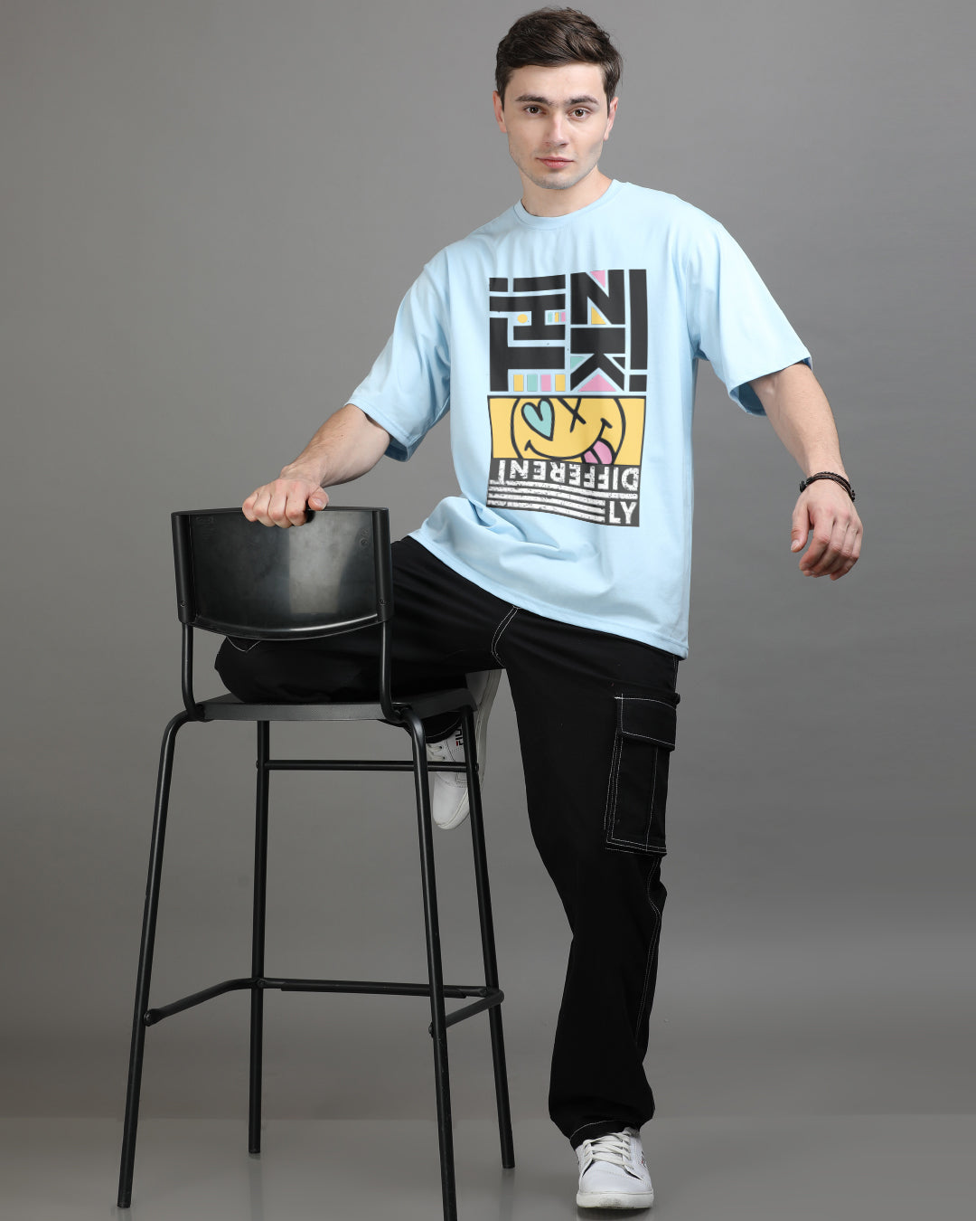 Think Different Oversize T-Shirt Oversize T-Shirt Bushirt