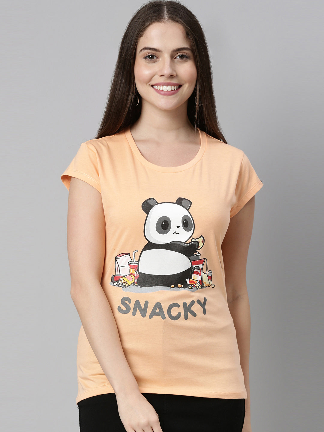 Snacky T-Shirt Women's Graphic Tees Bushirt
