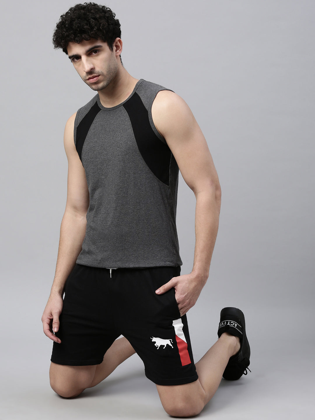 Black Side Block Print Shorts Men's Shorts Bushirt