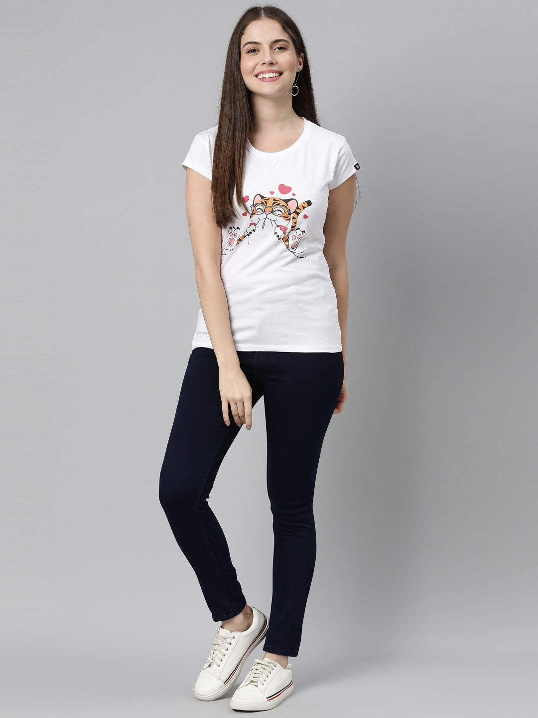 Tiger Love T-Shirt Women's Graphic Tees Bushirt