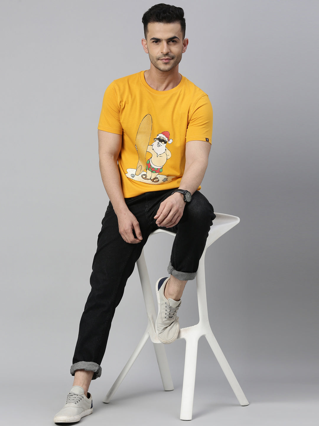 Holiday Mood Santa T-Shirt Graphic T-Shirts Bushirt