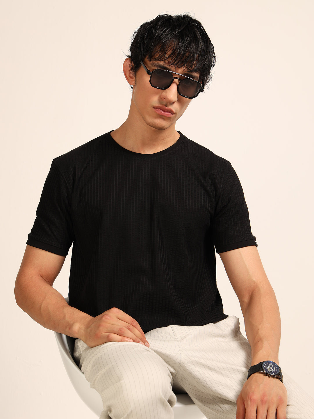 Black Textured Solid T-Shirt Plain T-Shirts Bushirt