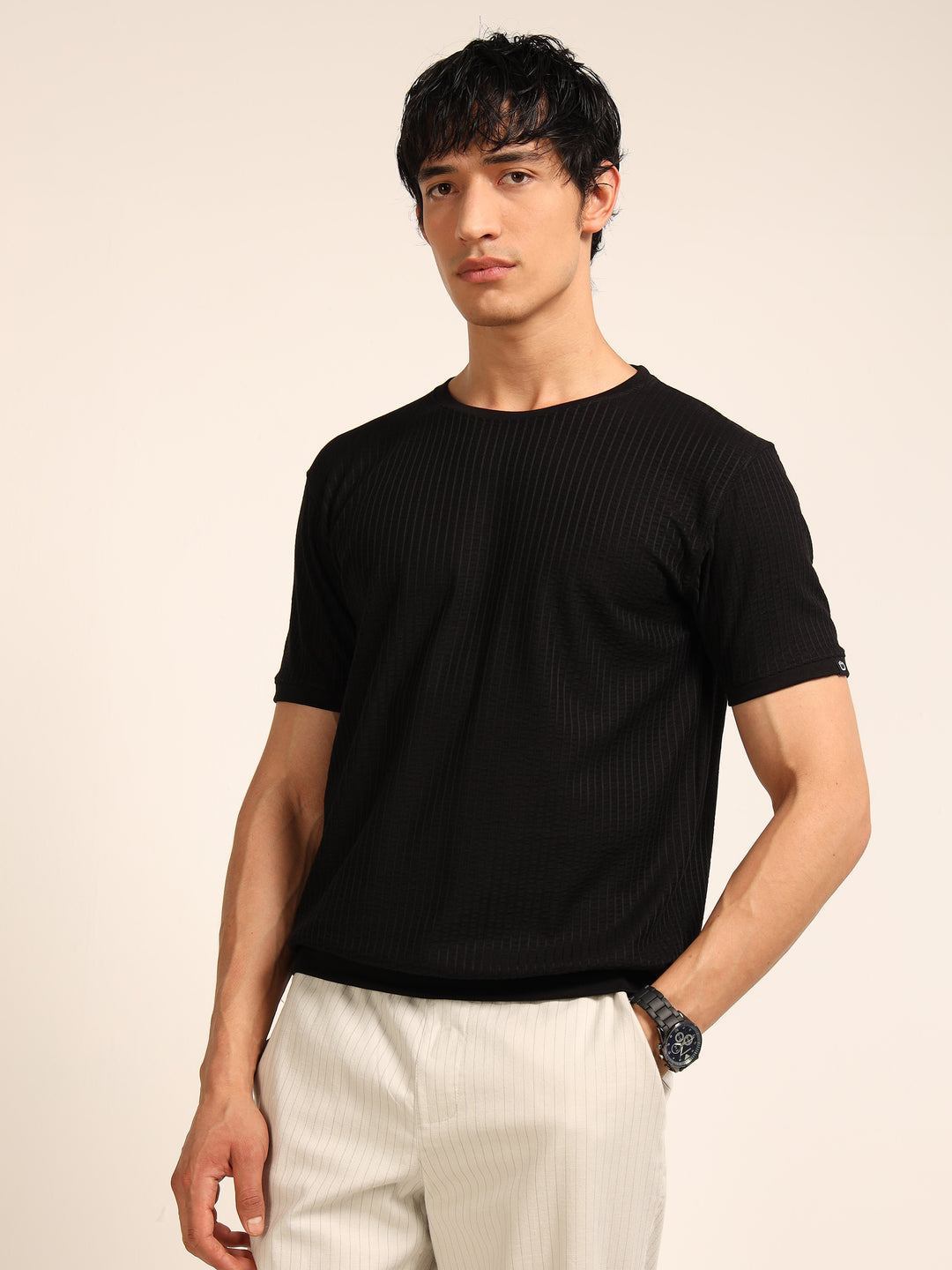 Black Textured Solid T-Shirt Plain T-Shirts Bushirt