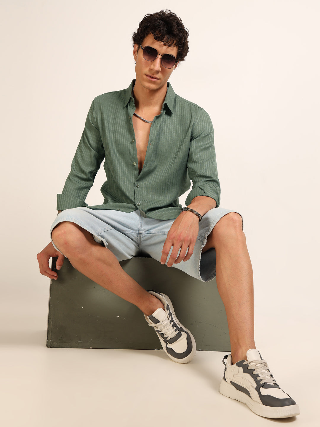 Green Regular Fit Textured Shirt Structured Shirt Bushirt