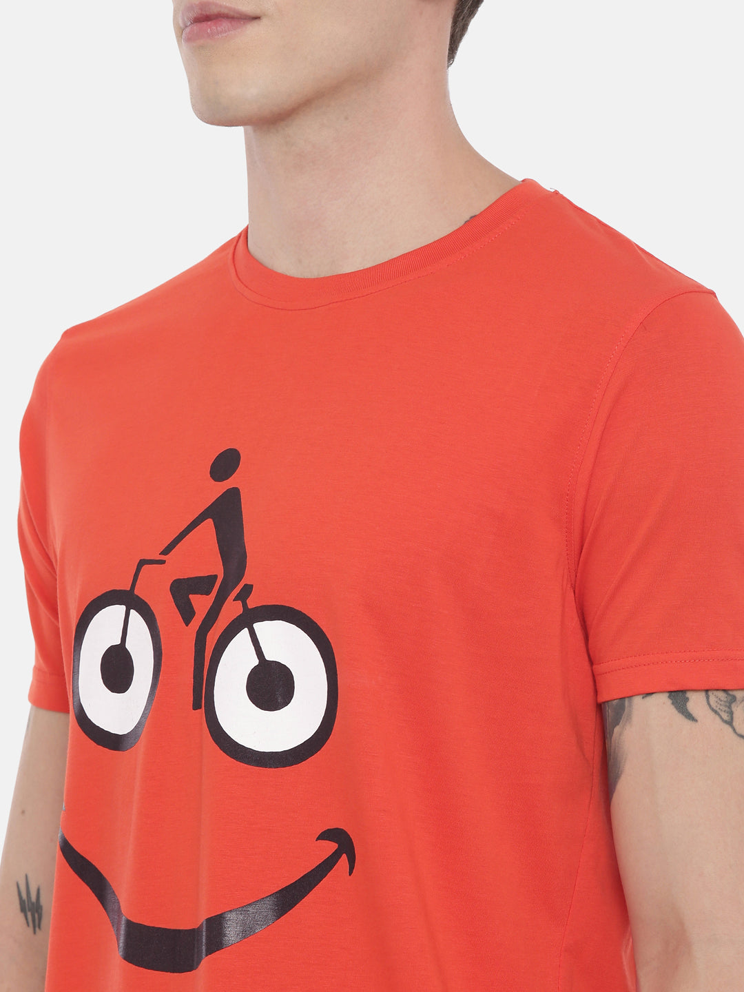 Happy Cycling T-Shirt Graphic T-Shirts Bushirt   