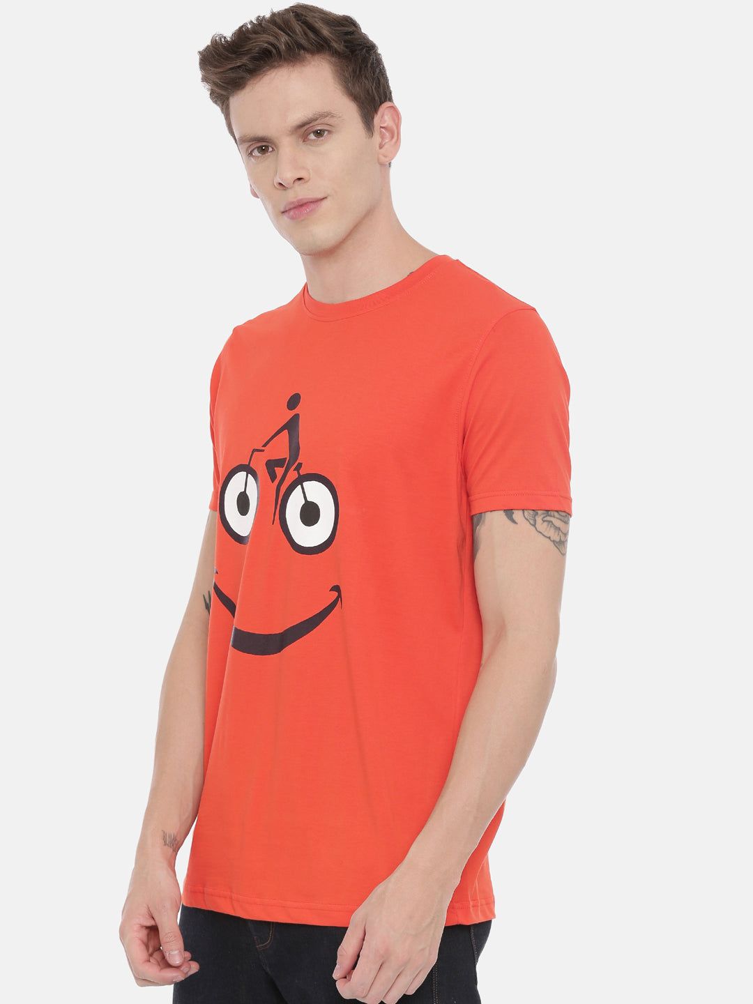 Happy Cycling T-Shirt Graphic T-Shirts Bushirt   