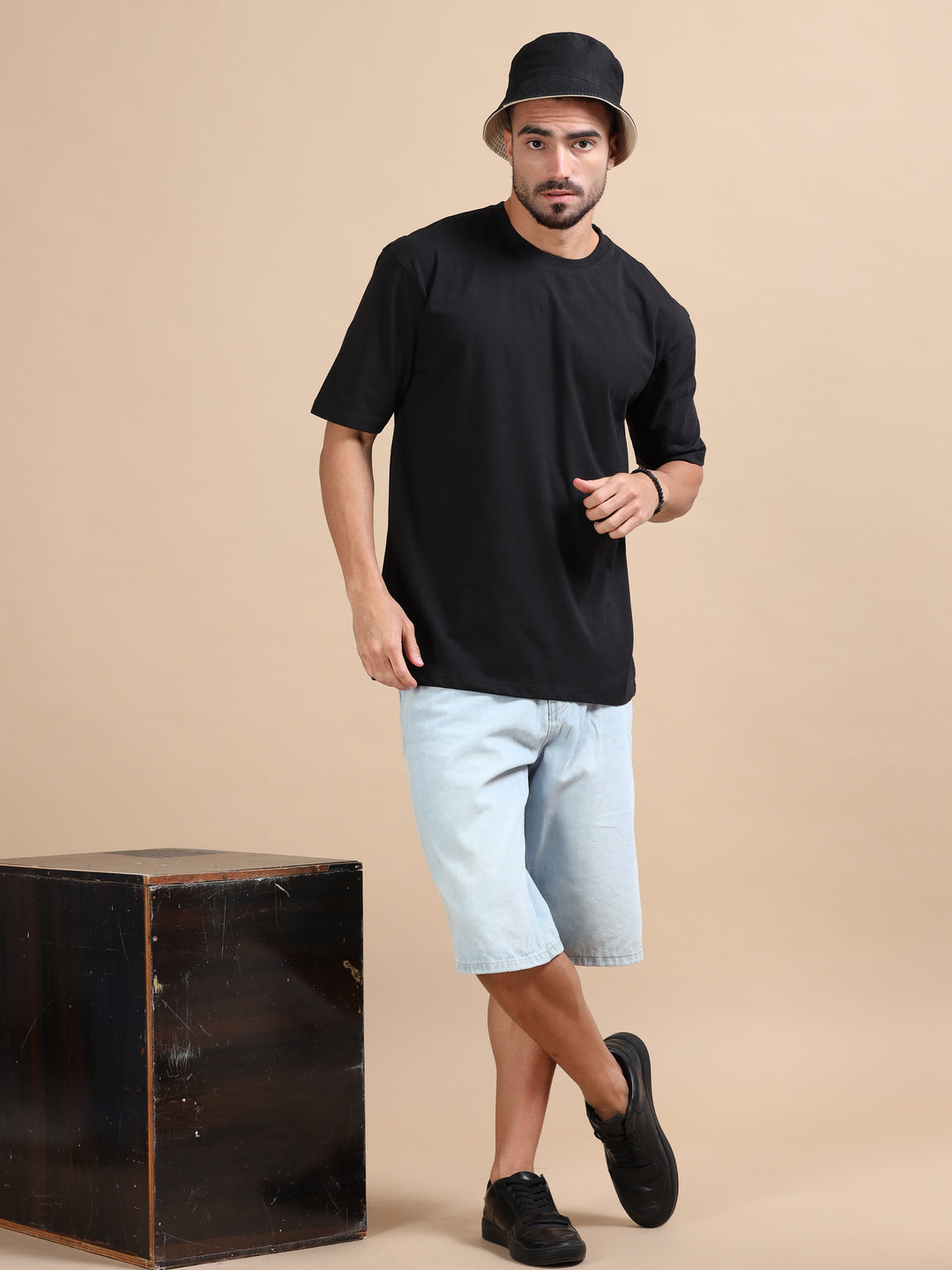Black Oversize Solid T-Shirt Oversize T-Shirt Bushirt