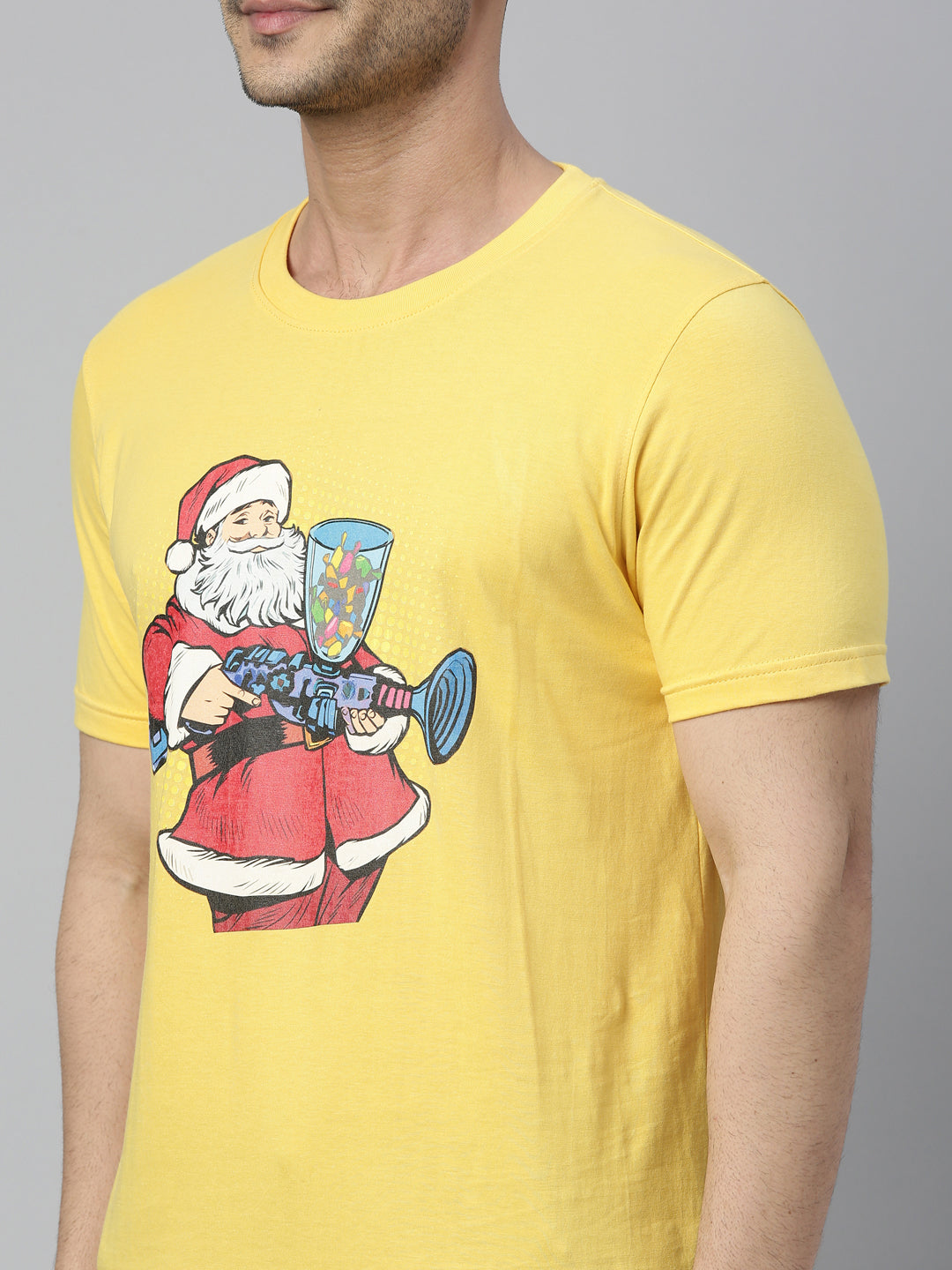 Santa With Candies T-Shirt Graphic T-Shirts Bushirt   