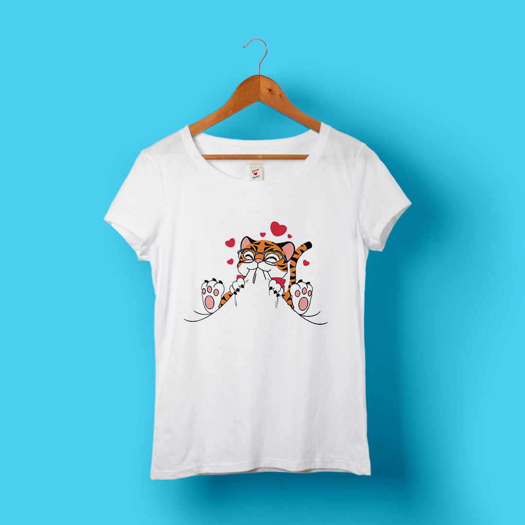 Tiger Love T-Shirt Women's Graphic Tees Bushirt   